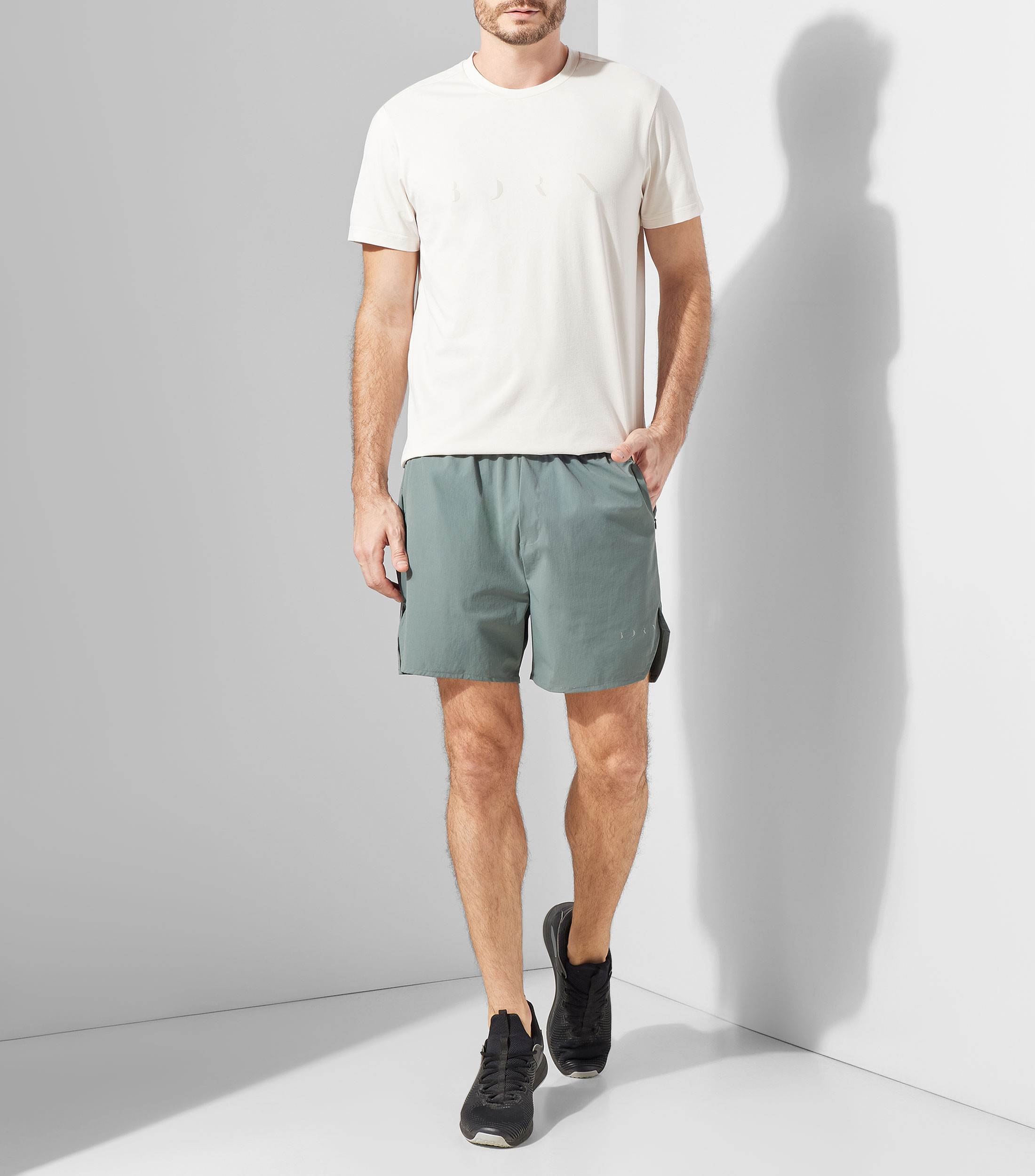 Short para entrenamiento liso Hombre